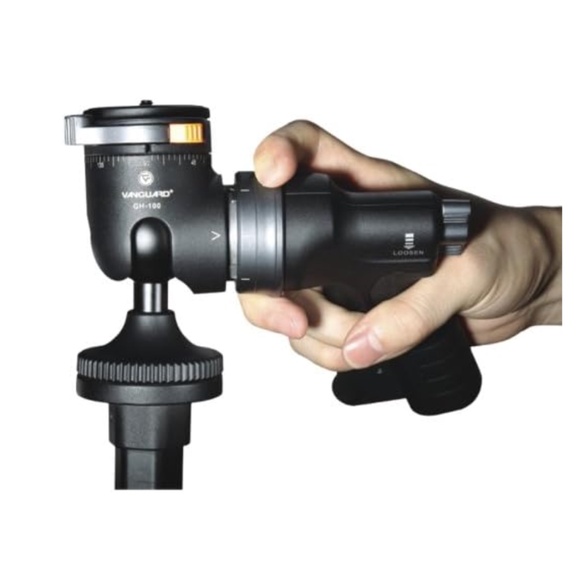 Vanguard Alta Pro 263AT + GH-100 Pistol Grip Ball Head - Picture 10 of 16